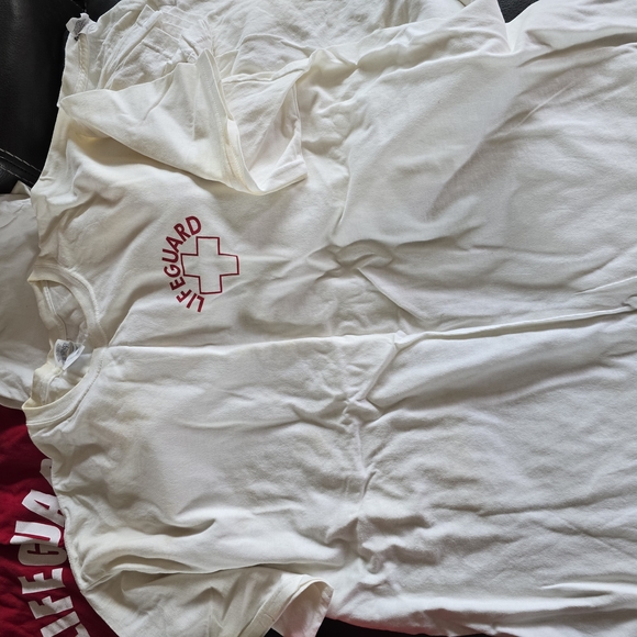 Red Lifeguard Apparel Set - Picture 7 of 16